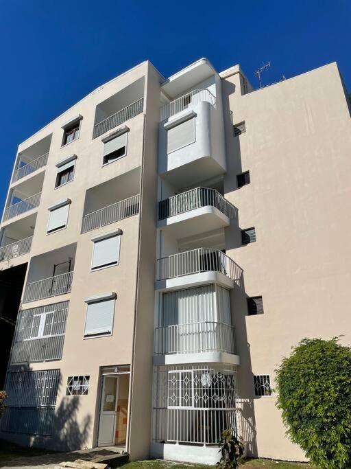 T2 Avec Parking - Entierement Climatise - Chez Elo Apartman Schoelcher Kültér fotó